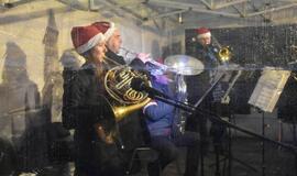 Senamiestį apgaubė muzika ir poezija