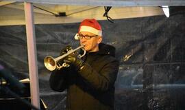 Senamiestį apgaubė muzika ir poezija