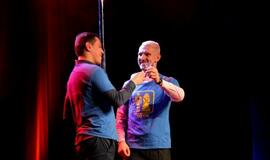 Į sceną su humoro šou „Buvusių moterų reikalai“ grįžtantis Mantas Stonkus klaipėdiečius juokins iki ašarų