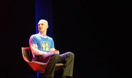 Į sceną su humoro šou „Buvusių moterų reikalai“ grįžtantis Mantas Stonkus klaipėdiečius juokins iki ašarų