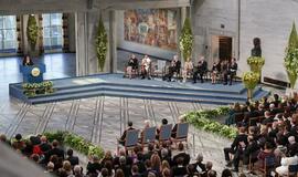 Už branduolinių ginklo uždraudimą kovojantiems aktyvistams Osle įteikta Nobelio taikos premija