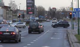 Įsiliejimas į eismą gali atrodyti kaip noras būti gudresniam