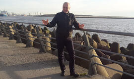 „Protingas mokosi iš savų, išmintingas iš svetimų klaidų"