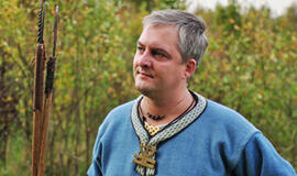 Paniręs į piliakalnius, iškoduoja kuršių istoriją