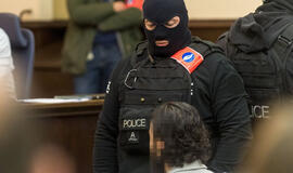 Paryžiaus teroristas Salahas Abdeslamas: aš jūsų nebijau ir pasitikiu Alachu