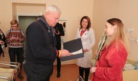 Devyni Šimtmečio vaikai sulaukė dovanų