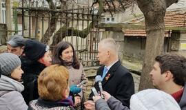 Varnoje atidengta paminklinė atminimo lenta dr. Jonui Basanavičiui