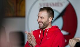 Moksleiviams – smagūs neptūniečių juokeliai ir dovanos