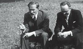 Kas kam skolingas: Smetona - mums ar mes pirmajam prezidentui?