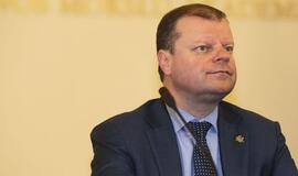 Saulius Skvernelis ragina Viktorą Pranckietį atsakyti už savo žodžius