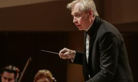 Muzikos grožis ir galia: arfa, balsas ir simfonija