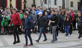 Dešimtą kartą moksleiviai varžosi dėl kelionės į Švediją