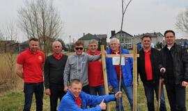 „Šimtmečio giraitė“: ąžuoliukai Klaipėdai