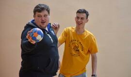 Dragūniečiai moksleivius supažindino su rankiniu