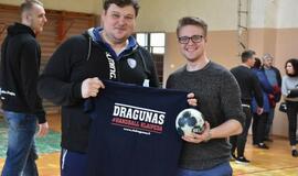 Dragūniečiai moksleivius supažindino su rankiniu