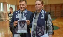 Dragūniečiai moksleivius supažindino su rankiniu