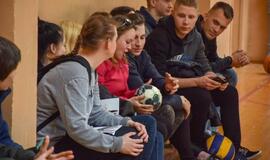 Dragūniečiai moksleivius supažindino su rankiniu