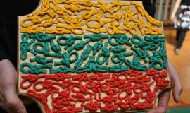 Dragūniečiai moksleivius supažindino su rankiniu