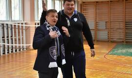 Dragūniečiai moksleivius supažindino su rankiniu