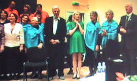 Ainiams tik dainas paliekam