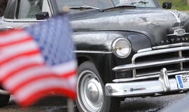 Atvėrė kelią apgadintiems automobiliams iš JAV