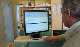 Kodėl gydytojo šypsena taip brangiai kainuoja?