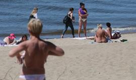 Paplūdimio nuogalės nepasimokė