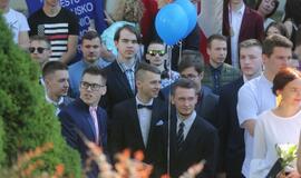 Abiturientams nuaidėjo paskutinis skambutis