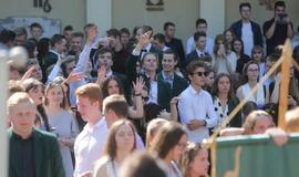 Abiturientams nuaidėjo paskutinis skambutis