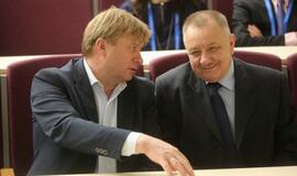 Dėl ligoninių jungimo - svarstymai