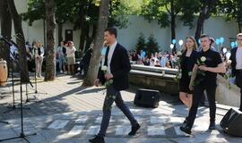 Abiturientams nuaidėjo paskutinis skambutis