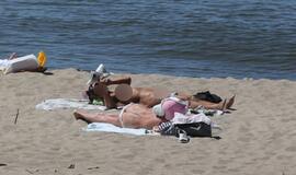 Paplūdimio nuogalės nepasimokė