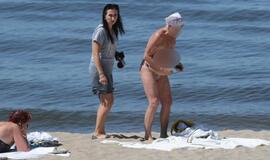 Paplūdimio nuogalės nepasimokė