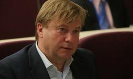 Dėl ligoninių jungimo - svarstymai