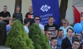 Abiturientams nuaidėjo paskutinis skambutis