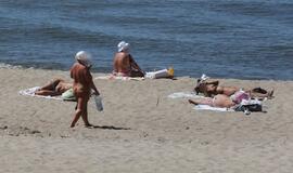 Paplūdimio nuogalės nepasimokė