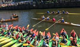 Vandens sporto šakų festivalyje - masė dalyvių ir žiūrovų