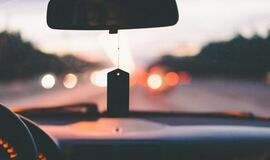 Kaip užsidirbti papildomai: veiklos, kuriomis galima užsiimti po darbo