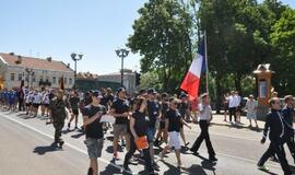 Klaipėdiečiai pasveikino NATO karius