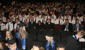 Būsimiems jūrininkams teikiami diplomai