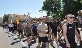 Klaipėdiečiai pasveikino NATO karius