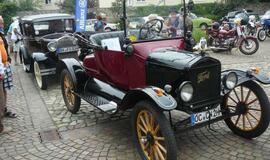 Retromobiliai iš Klaipėdos išbandė Saksonijos kelius