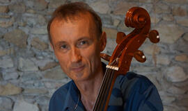 „Violončelės istorijos per amžius“