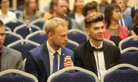 Pasveikinti šimtukus pelnę Klaipėdos abiturientai