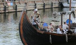 Senovinių laivų paradas