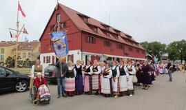 Klaipėdoje nusidriekė iškilminga eisena