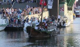 Senovinių laivų paradas