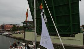 Jūrinės valstybė pasiuntiniai išplaukė į šimtmečio odisėją