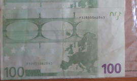 Policija kviečia būdrauti parduodant daiktus