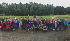 Gatvės rankinio turnyro dalyviams – išbandymas lietumi